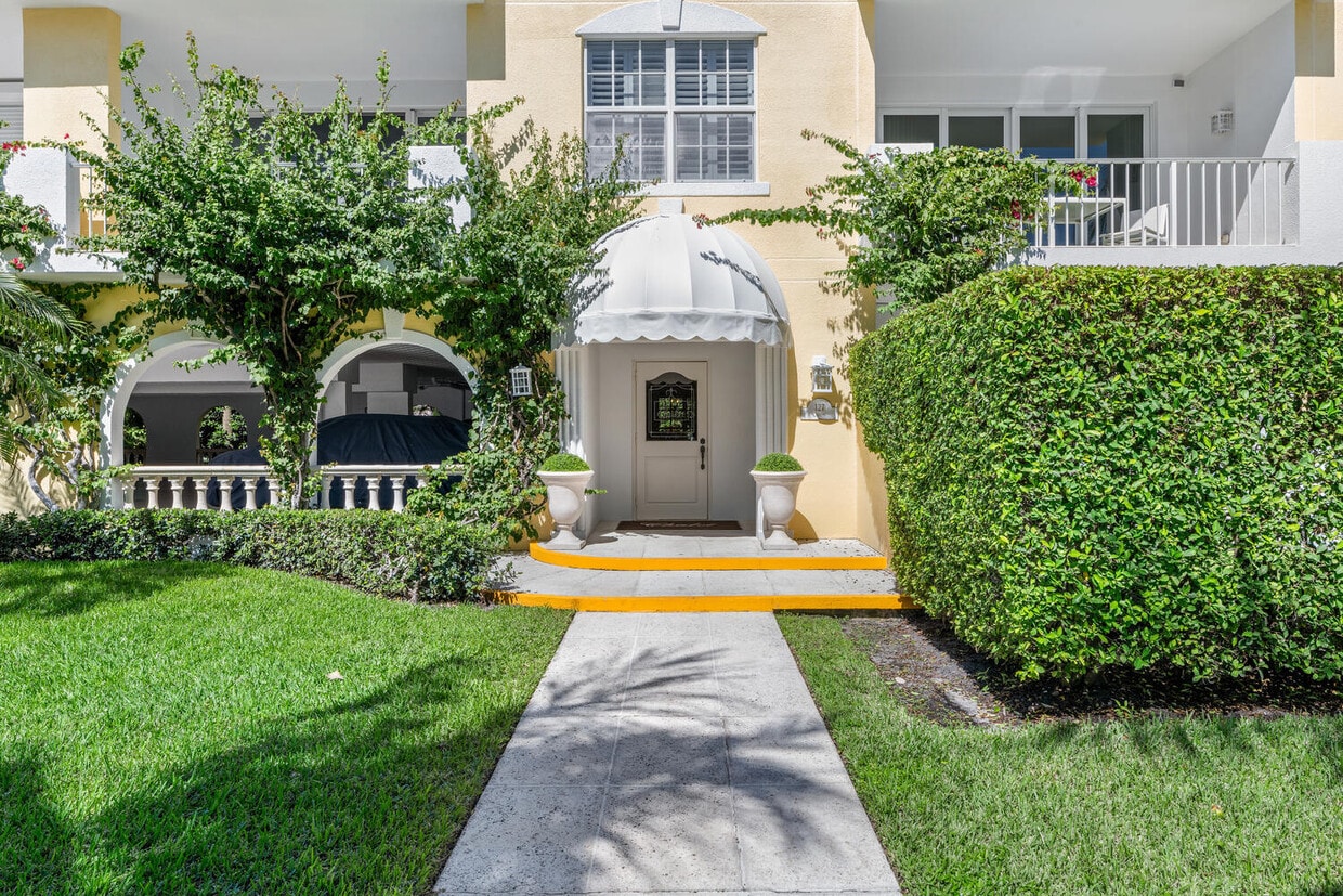 Foto principal - 127 Peruvian Ave
