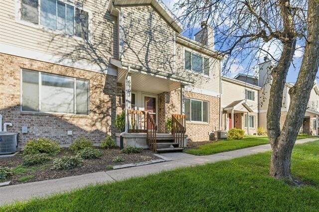 Foto del edificio - 6903 Raymond Rd