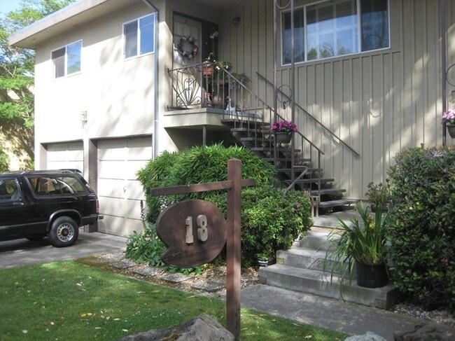 Foto del edificio - 18 Hayward Ave