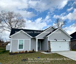 Building Photo - 2822 Brewster Dr