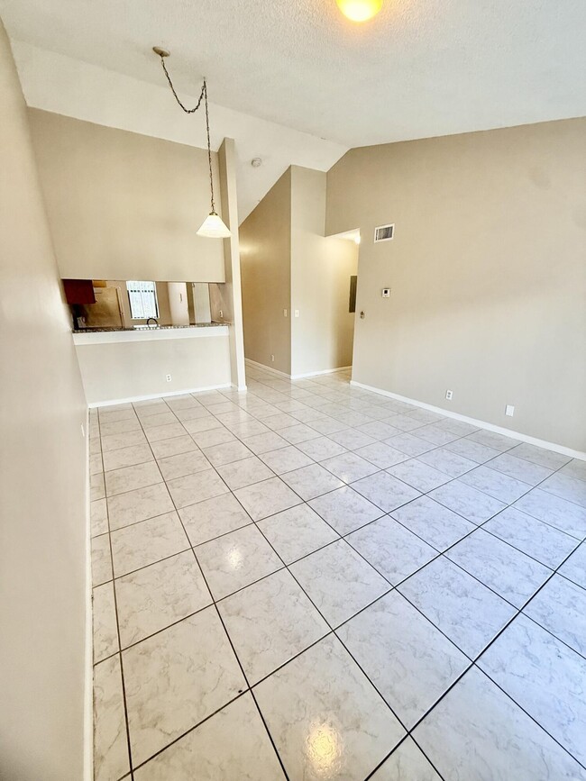 Building Photo - 11632 NW 23rd Ct