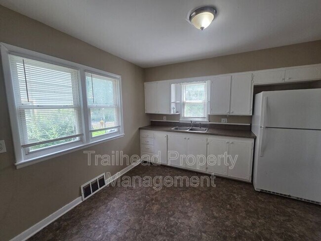 Foto del edificio - 1223 N Cottage Ave