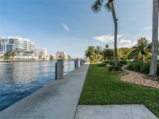 Foto del edificio - 888 Intracoastal Dr