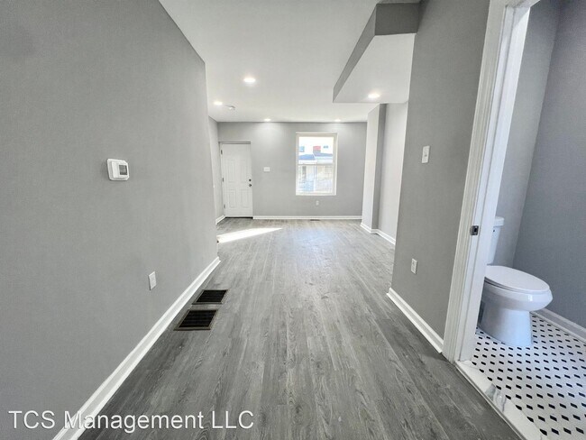 Foto del edificio - 3 br, 1.5 bath House - 2155 Furley Street