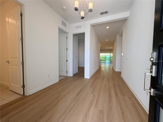 Foto del edificio - 14213 Spg Gdn Dr