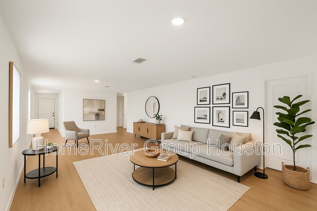 Building Photo - 106 Nicholas Rd