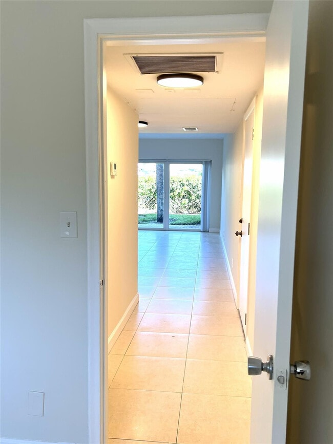 Foto del edificio - 505 NE 20th Ave