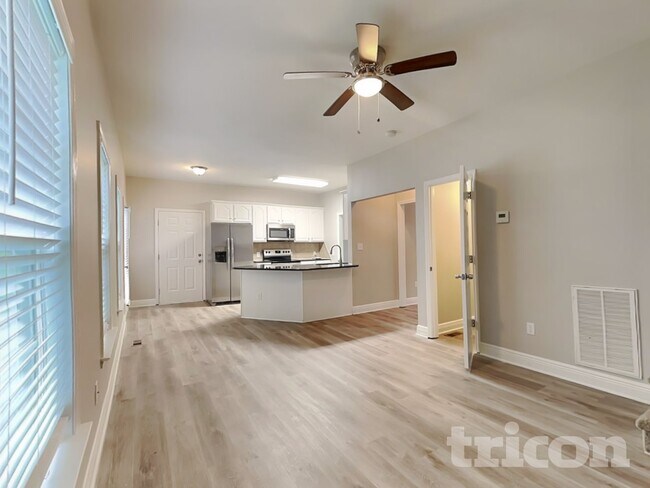 Foto del edificio - 461 Kimball Loop