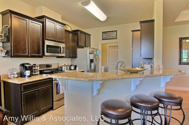 Building Photo - 3 br, 2 bath House - 14713 Lighthouse