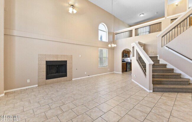 Building Photo - 12482 Paseo Rojo Dr
