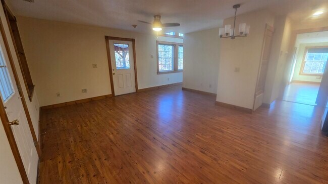 Foto del edificio - 9 Roberts Rd