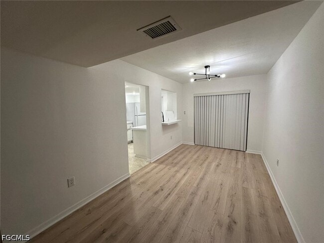 Building Photo - 12642 Kenwood Ln
