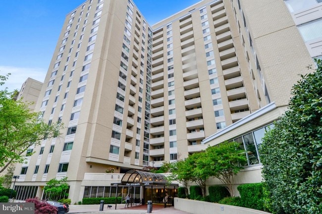 Building Photo - 4601 N Park Ave
