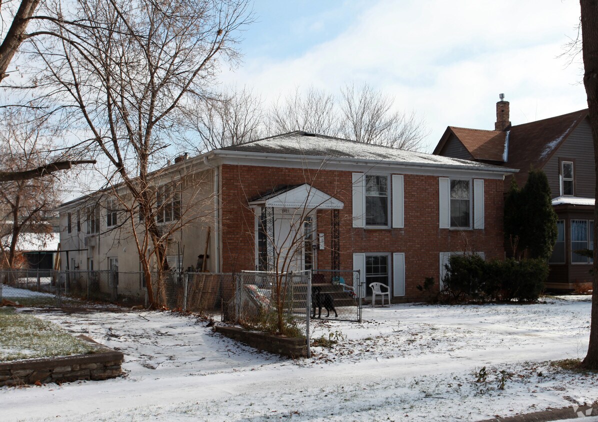 Primary Photo - 2929 29th Ave S