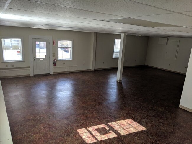 Building Photo - 10 First Avenue