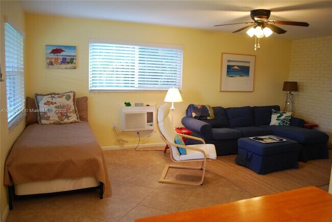 Building Photo - 108 Bravado Ln