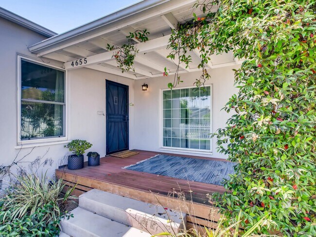 Foto del edificio - 4655 Castelar St