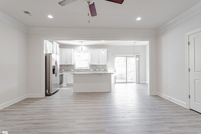 Foto del edificio - 502 Milbury Way