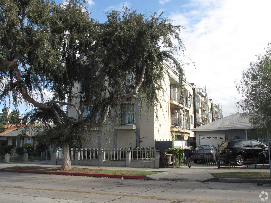 1766 Cherry Ave, Long Beach, CA 90813 Apartments in Long Beach, CA