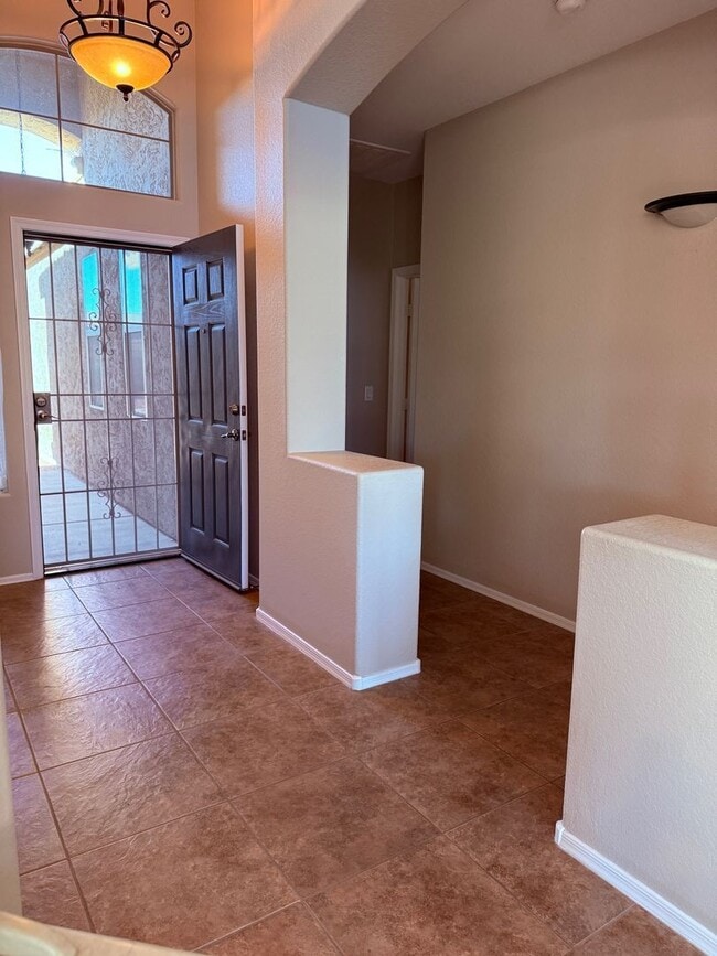 Building Photo - 18252 W Buena Vista Dr