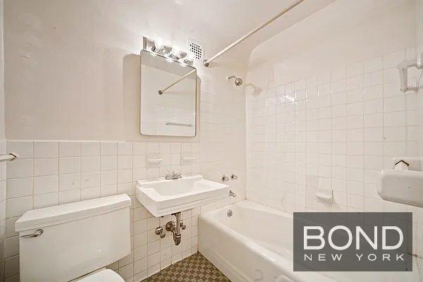 Foto del edificio - 399 E 72nd St