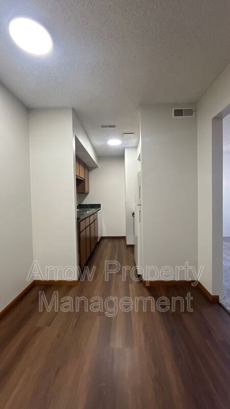 Building Photo - 1411 D St