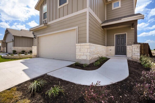 Building Photo - 256 La Dera Dr
