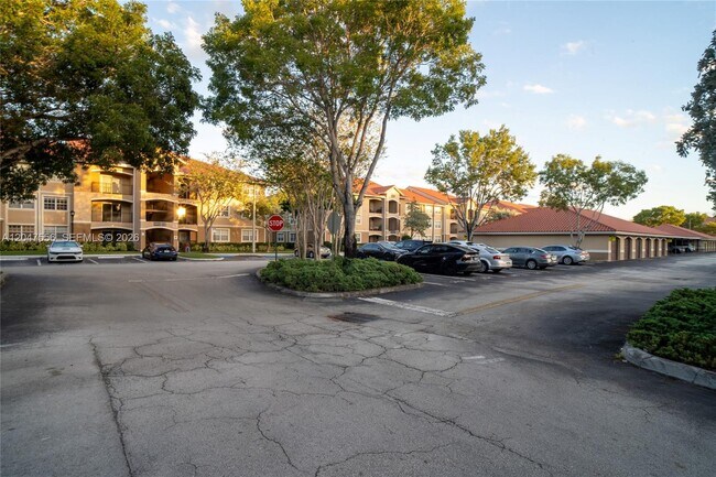 Building Photo - 215 SW 117th Terrace