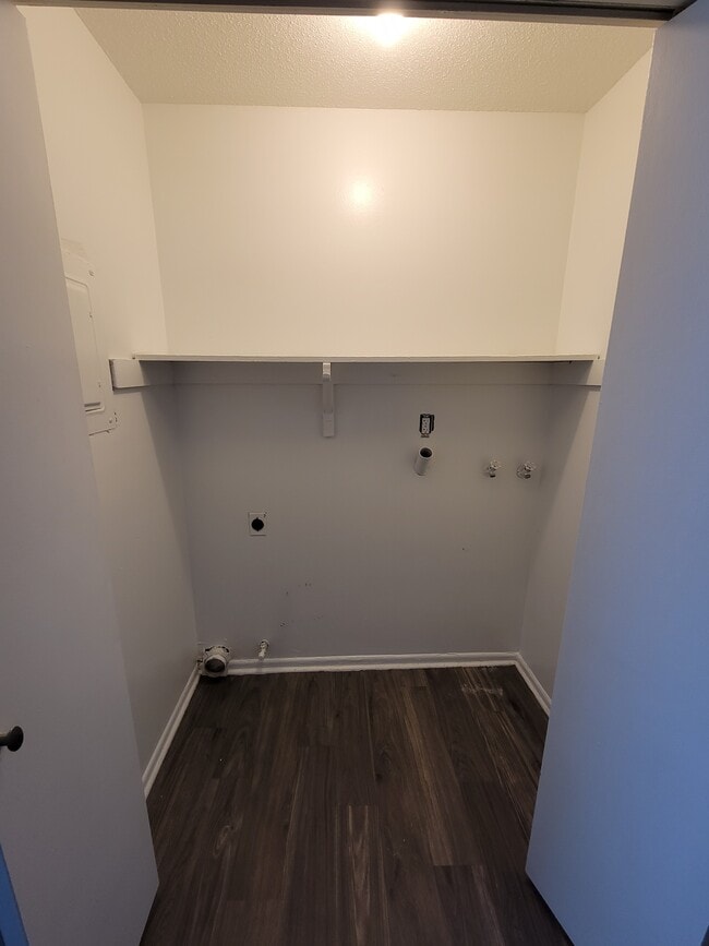 Parkville Place Apartments Apartments 9203 NW 60th St Parkville, MO