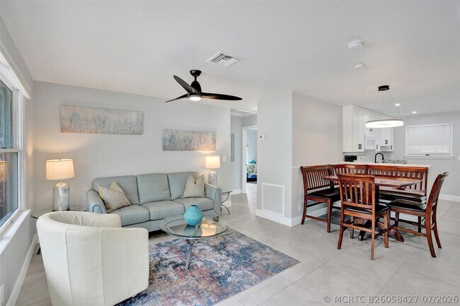 Foto del edificio - 901 SE 14th Ct