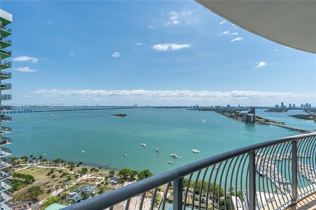 Foto del edificio - 1750 N Bayshore Dr