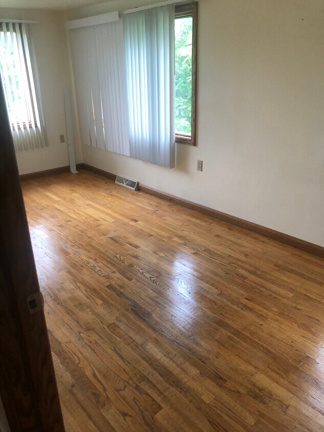 Bedroom 2 - 120 Youkers Rd
