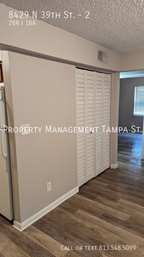Building Photo - 8429 N 39th St