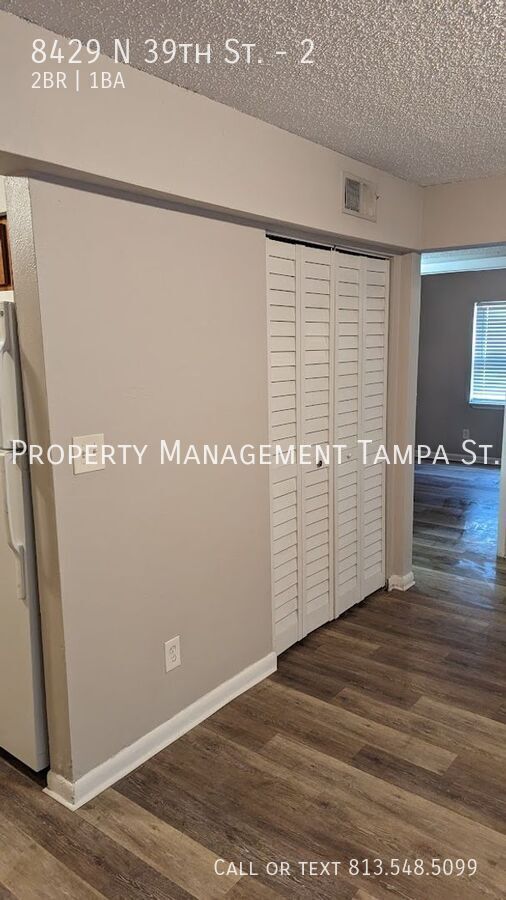 Foto del edificio - 8429 N 39th St