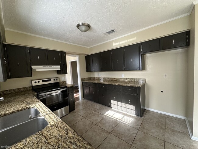 Building Photo - 3 br, 2 bath House - 9209 Monique Drive