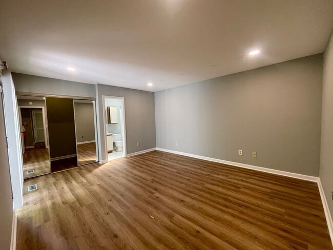 Building Photo - 236 Brookberry Cir