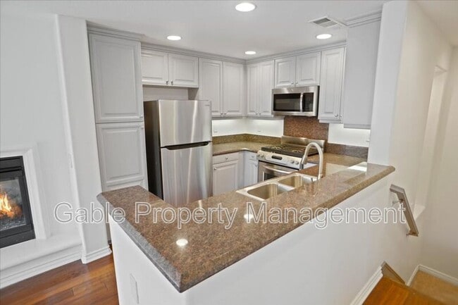 Building Photo - 19460 Laroda Ln