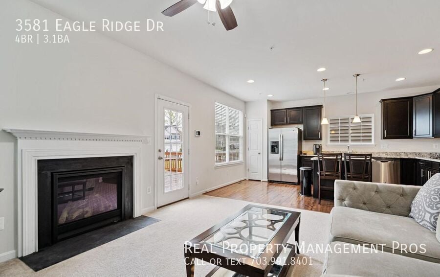Foto del edificio - 3581 Eagle Ridge Dr
