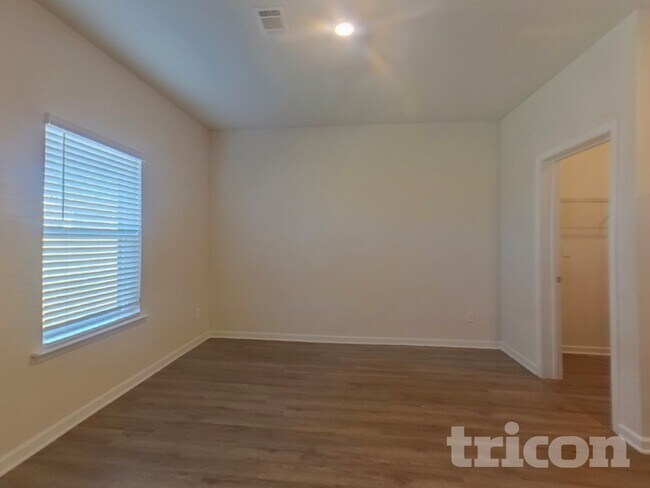 Foto del edificio - 823 Athens Ln