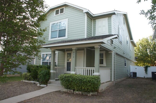 Building Photo - 814 Palo Duro Dr