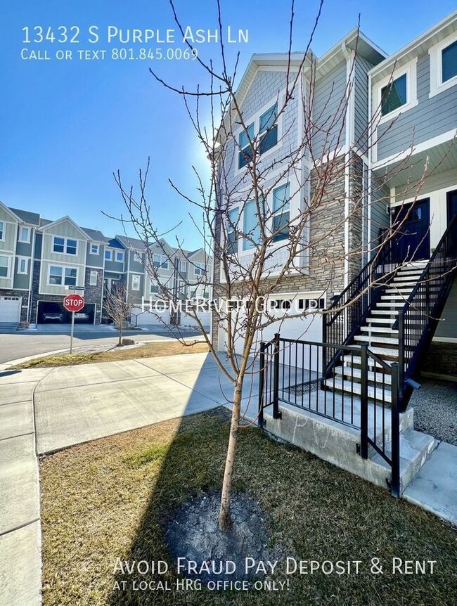 Building Photo - Beautiful Town Home For Rent!!