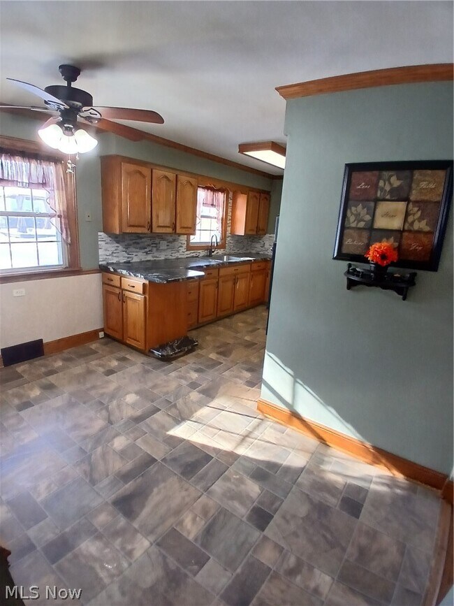 Foto del edificio - 1777 Eden Ln