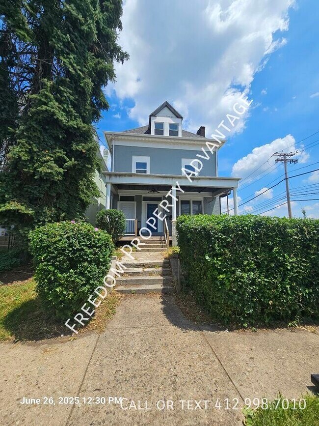 Building Photo - 7235 Meade St