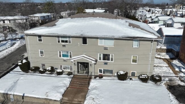  - Admiral Apartments