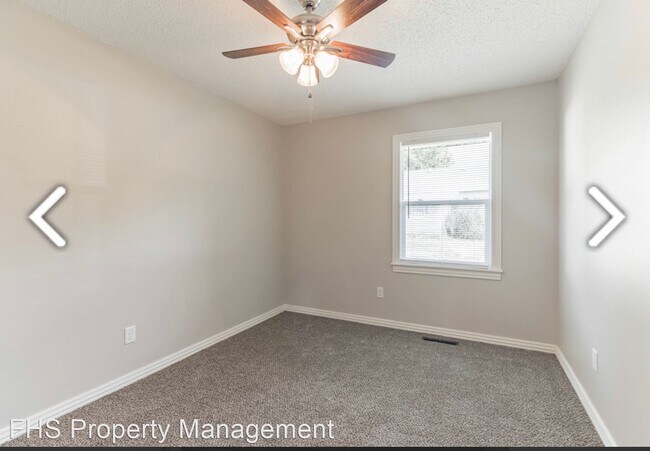 Building Photo - 3 br, 1 bath House - 131 Purdy Ave