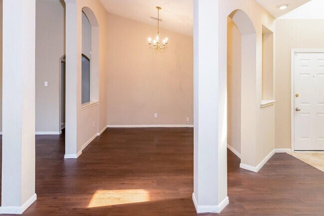 Building Photo - 1226 Peacham Ct