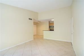 Building Photo - 1 br, 1 bath  - Lakes of Jacaranda