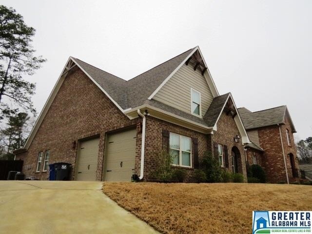 Building Photo - 6221 Woodhaven Trce