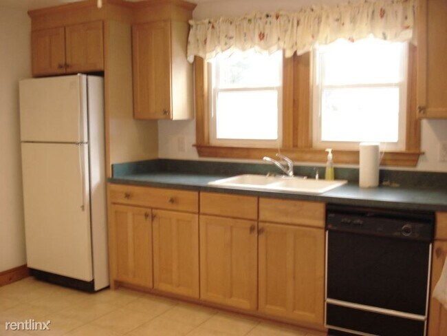 Building Photo - 2 br, 1 bath Apartment - 11 Smith Ct,