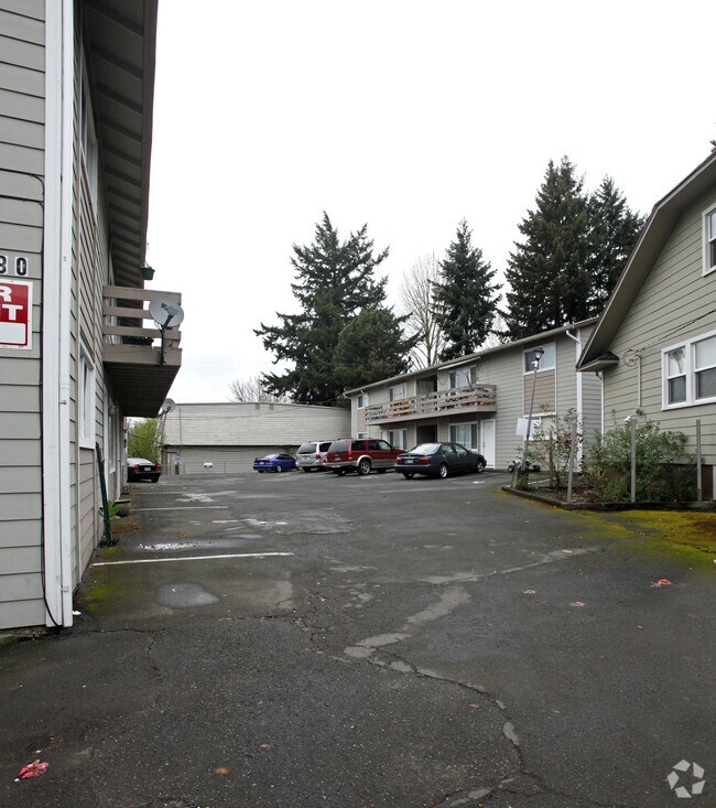 Building Photo - 11380 SW Greenburg Rd